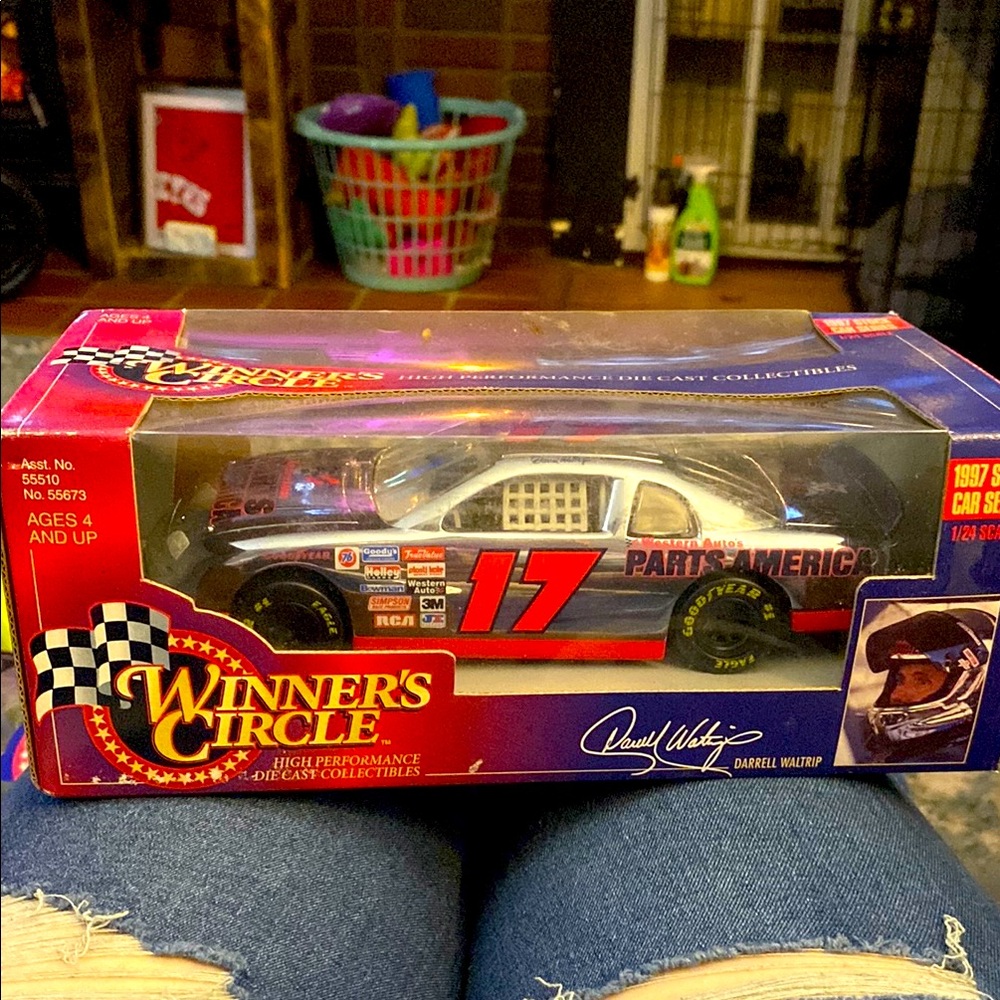 Winner’s Circle - High Performance Die-Cast Collectibles—